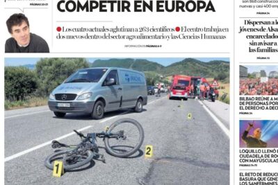 imagen de portada mano sosteniendo un spray repelente de insectos frente a una arana en una esquina de la pared